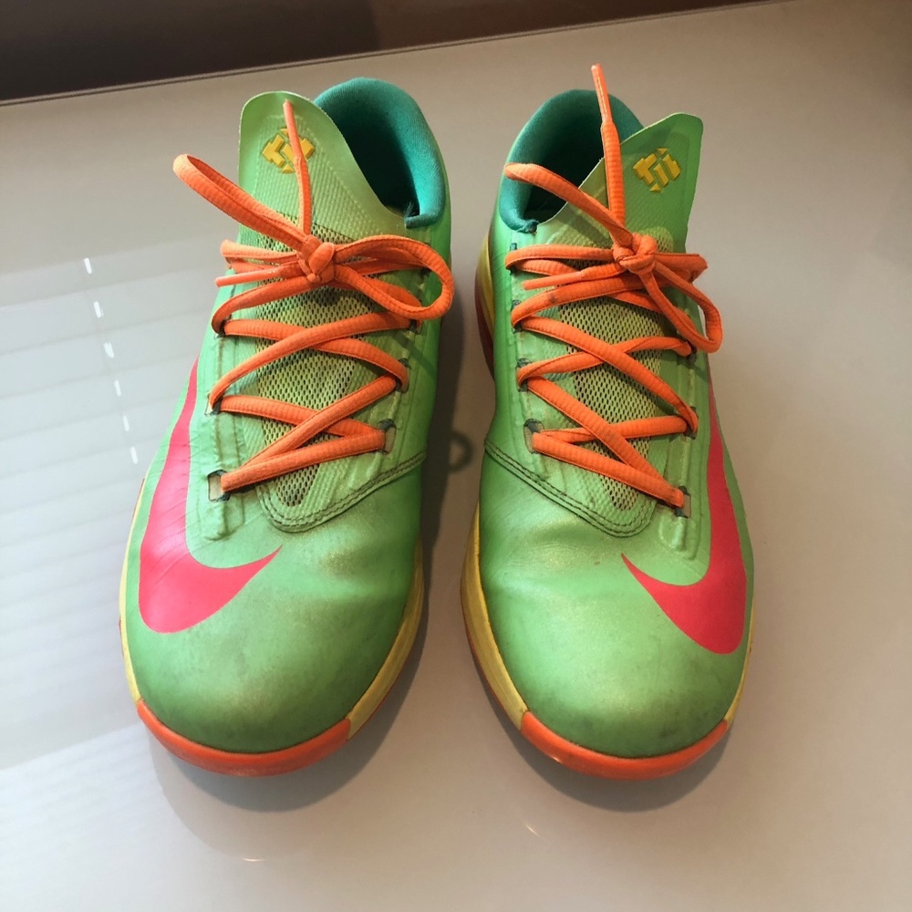 Nike KD 6 (size 6.5 youth)